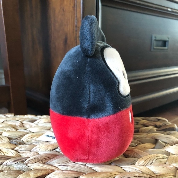 Squishmallows Disney: Classic Mickey Mouse 4” - Picture 4 of 5